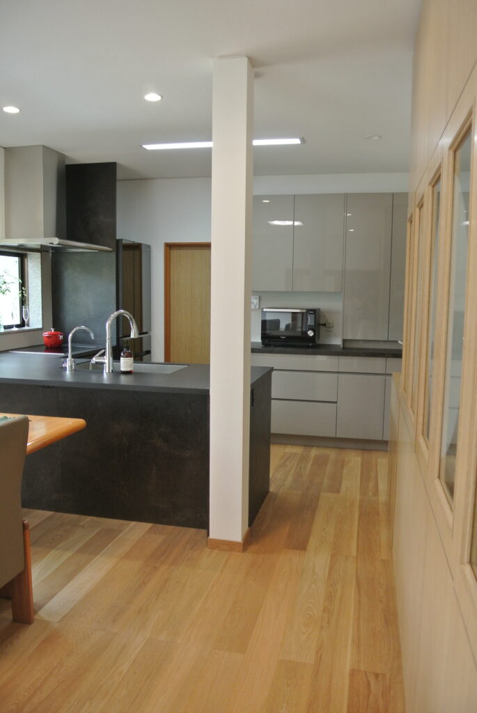 施工後のキッチン